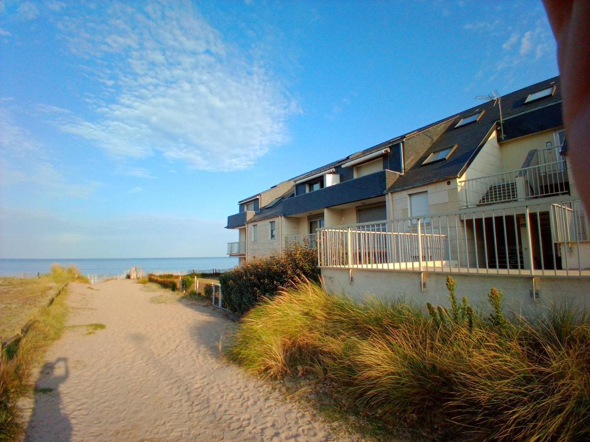 Duplex Les Pieds Dans L' Eau Apartment Jullouville-les-Pins Bagian luar foto